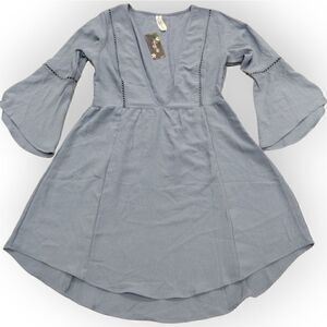 NWT Blooming Jelly light blue v neck long sleeve mini dress size M